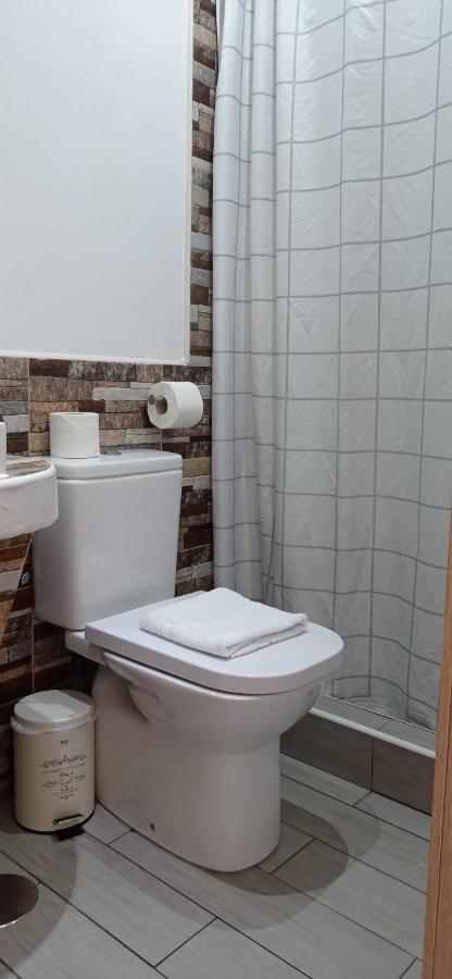 Bloom Inn Madrid Kültér fotó