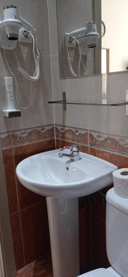 Bloom Inn Madrid Kültér fotó