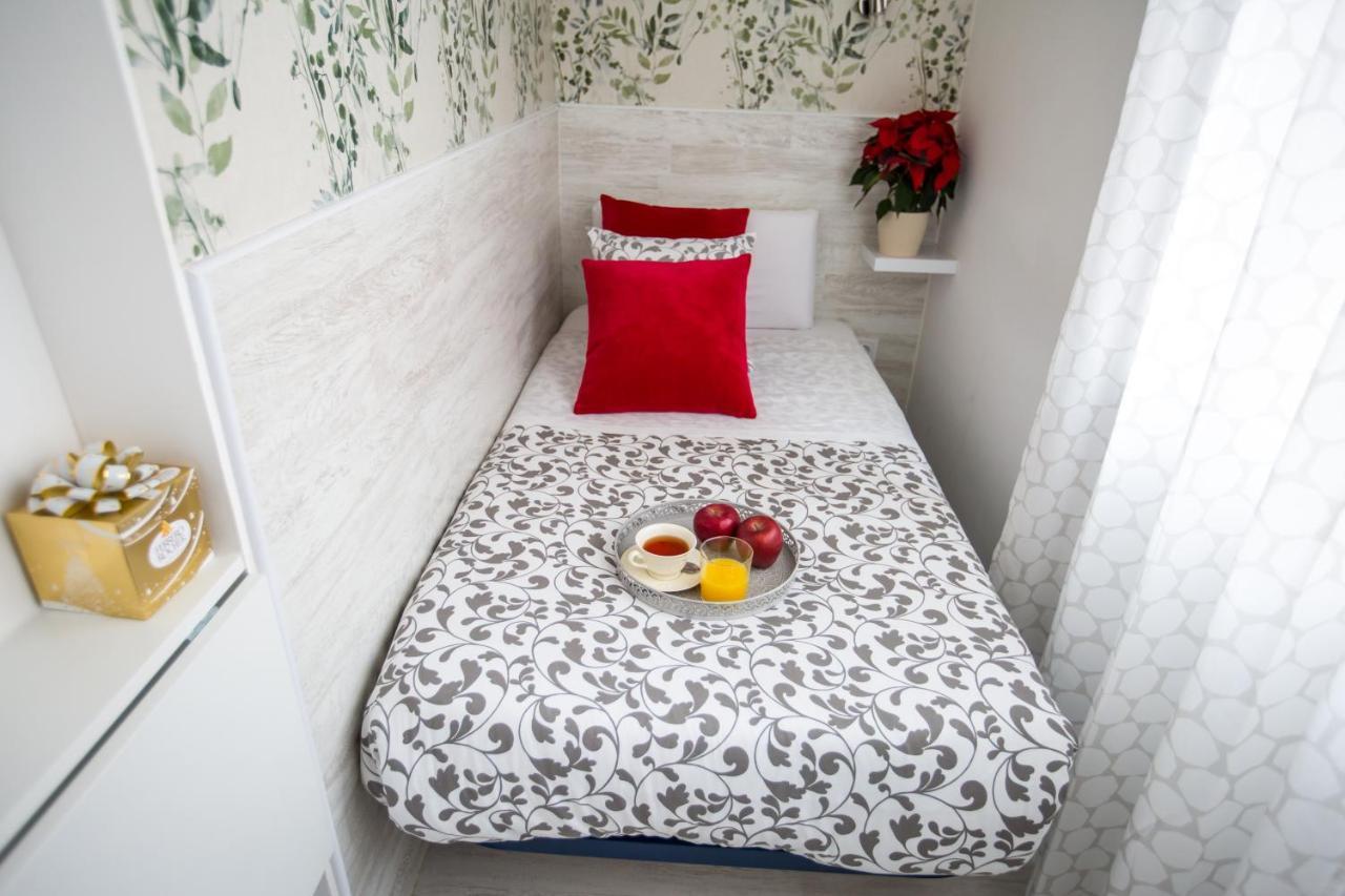 Bloom Inn Madrid Kültér fotó