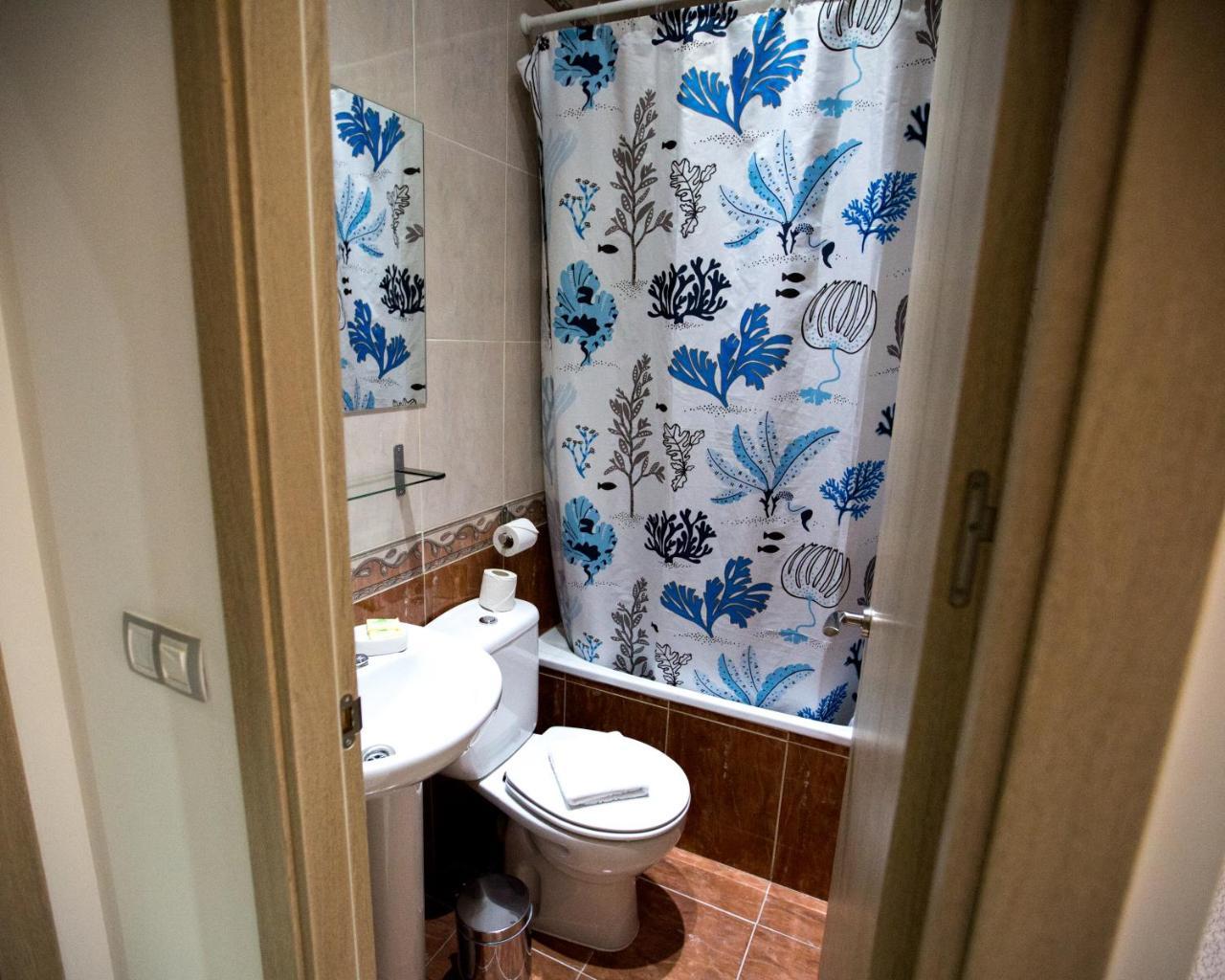Bloom Inn Madrid Kültér fotó