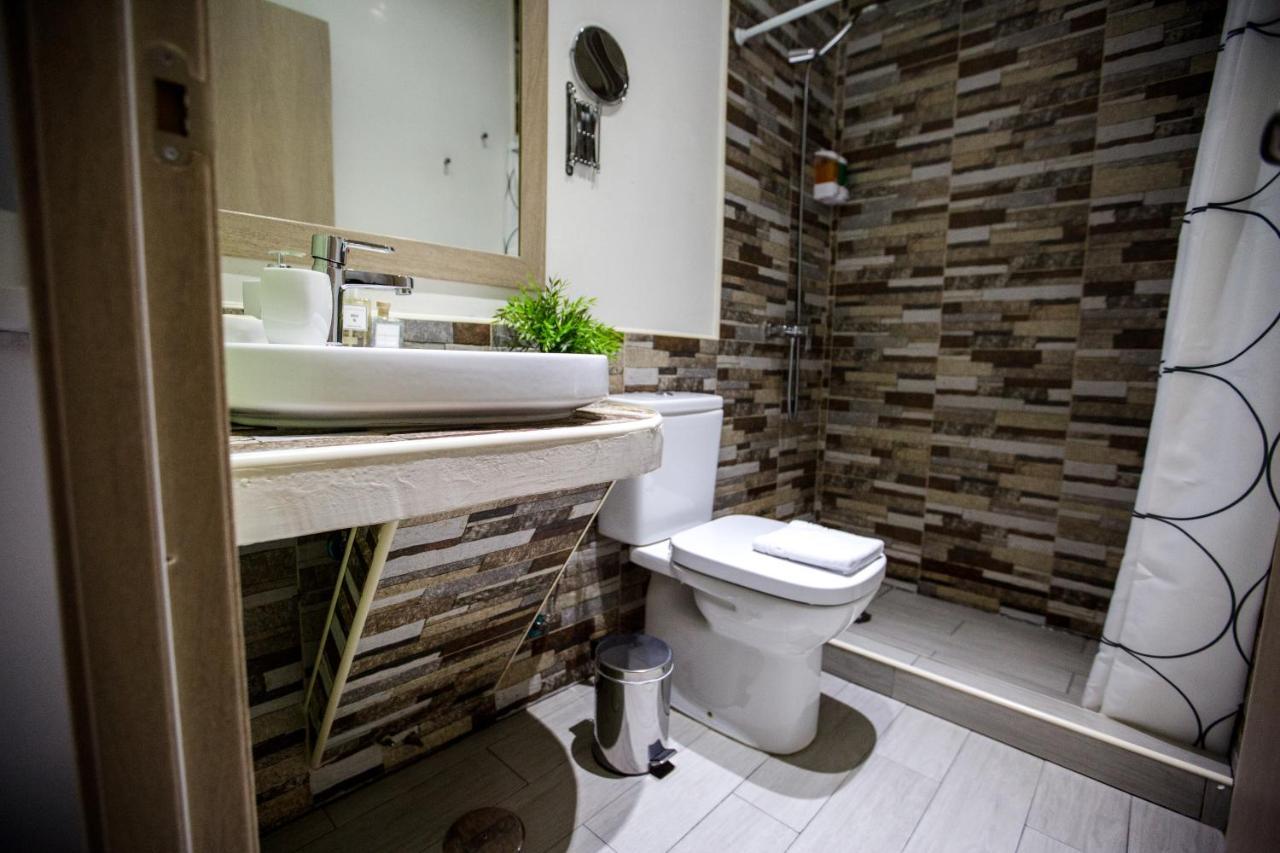 Bloom Inn Madrid Kültér fotó